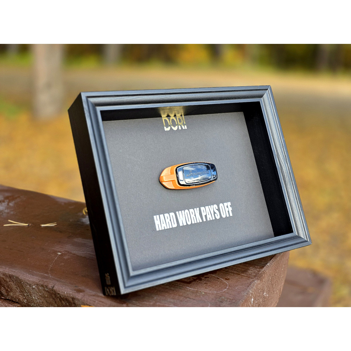 Lamborghini motyvacinis paveikslas – HARD WORK PAYS OFF