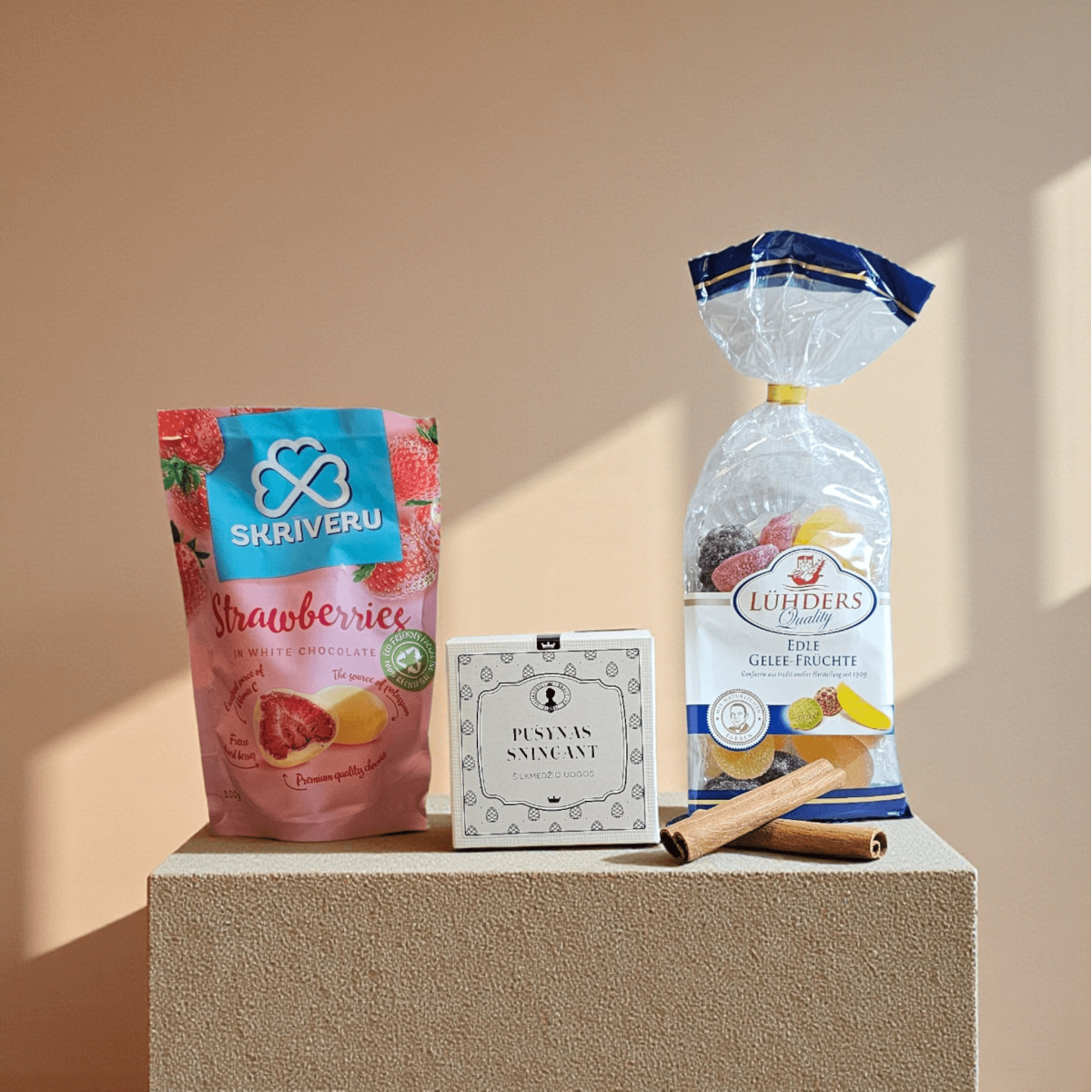 Dovanų rinkinys "Exotic Sweet Mini Box"