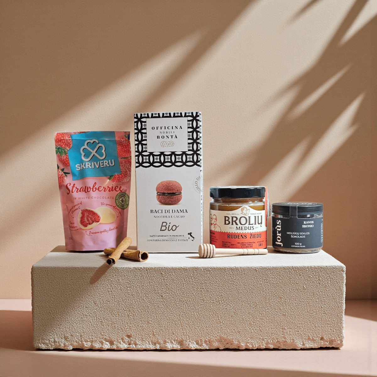 Dovanų rinkinys "Premium Honey & Treats"