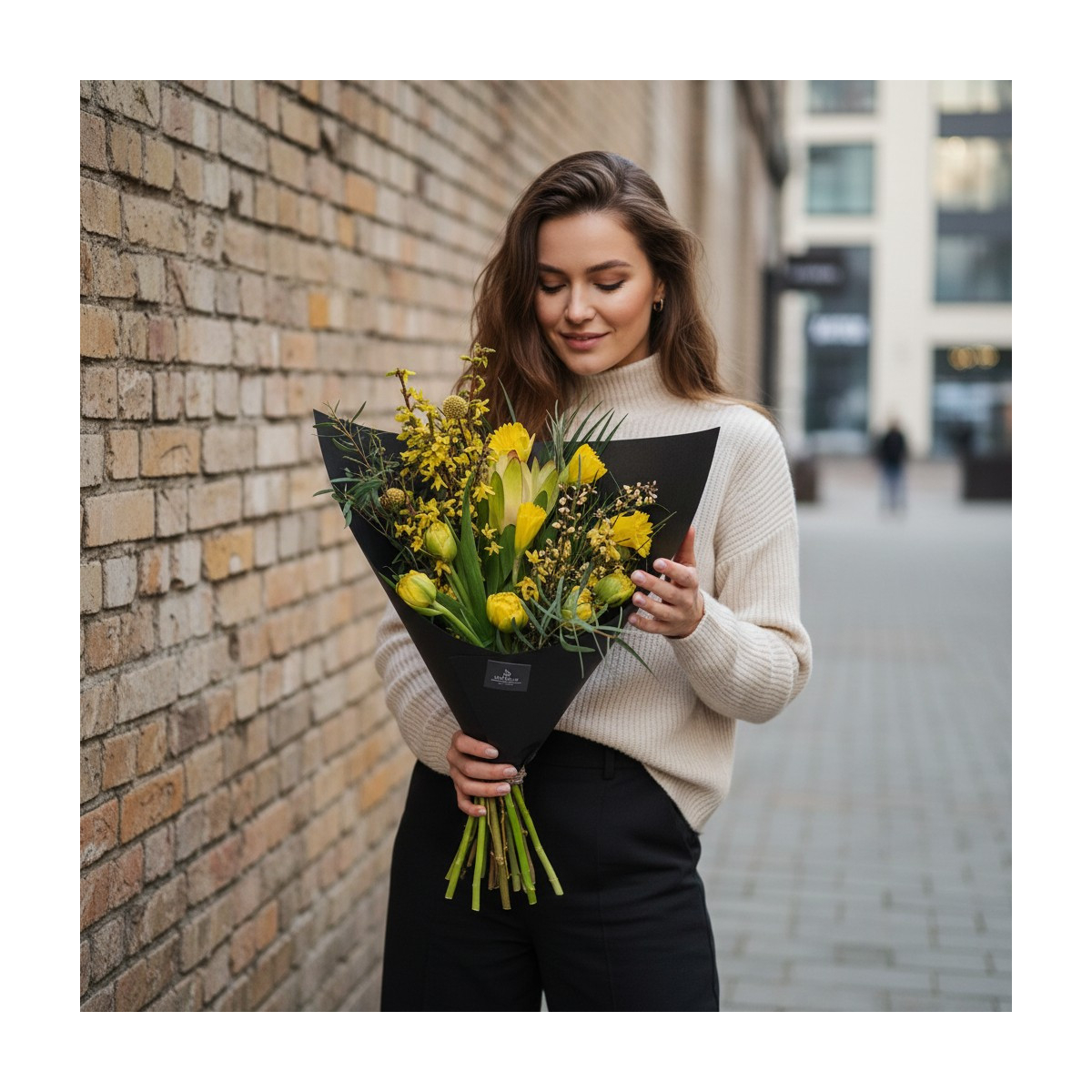 Puokštė "Auksinė Tamsa"