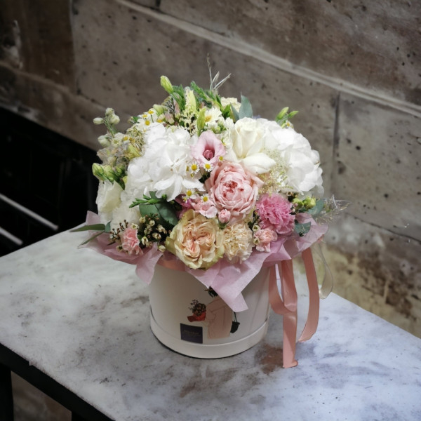 Dėžutė "Pastelinė Karalienė"